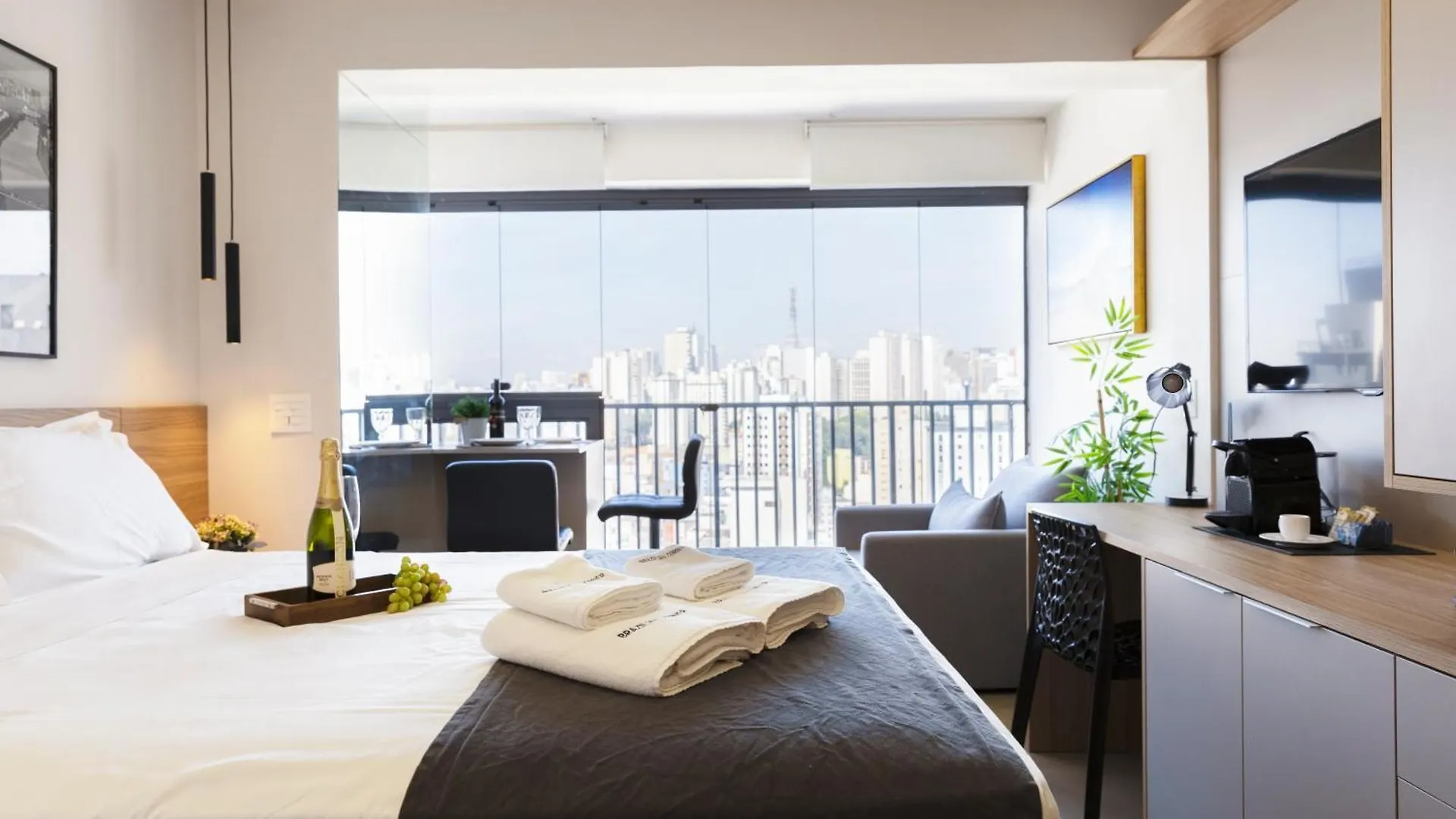 Piscina, Academia, Ac ,Cama Queen|Brazilian Corner サンパウロ ブラジル